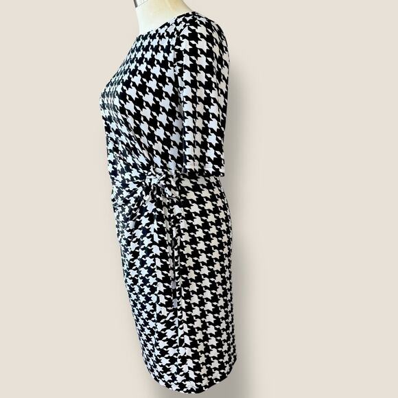 Kiara Houndstooth Half Sleeve Ruched Stretchy Sheath Dress Size L Black & White - Picture 2 of 13